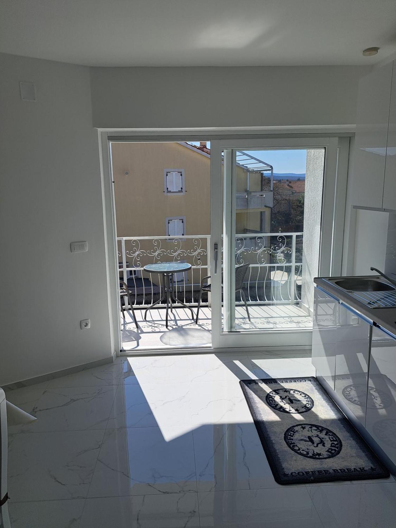 Apartmani Totic Malinska Ngoại thất bức ảnh