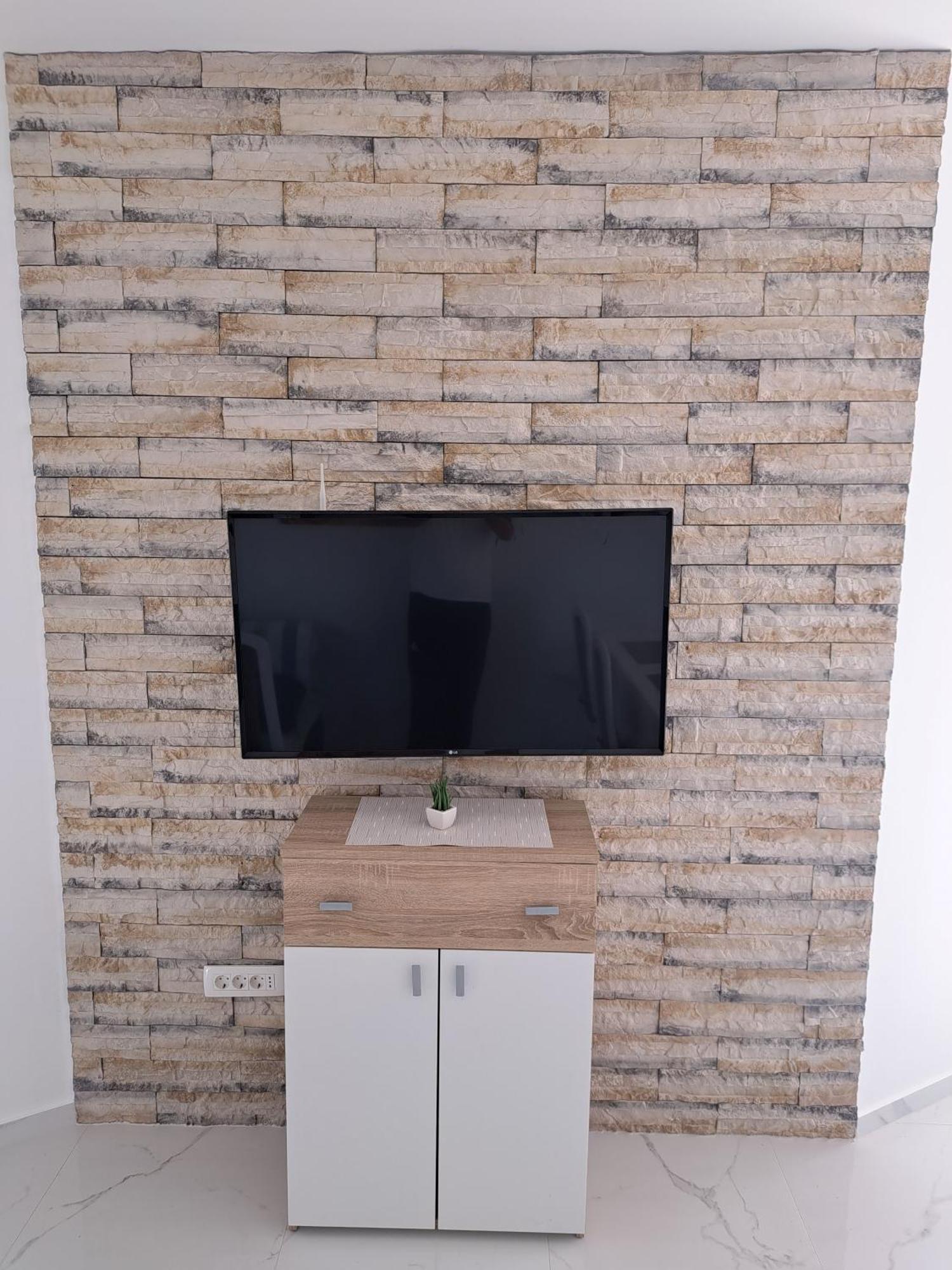 Apartmani Totic Malinska Ngoại thất bức ảnh