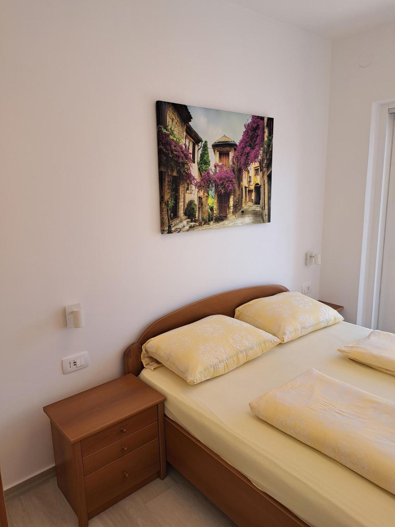 Apartmani Totic Malinska Ngoại thất bức ảnh