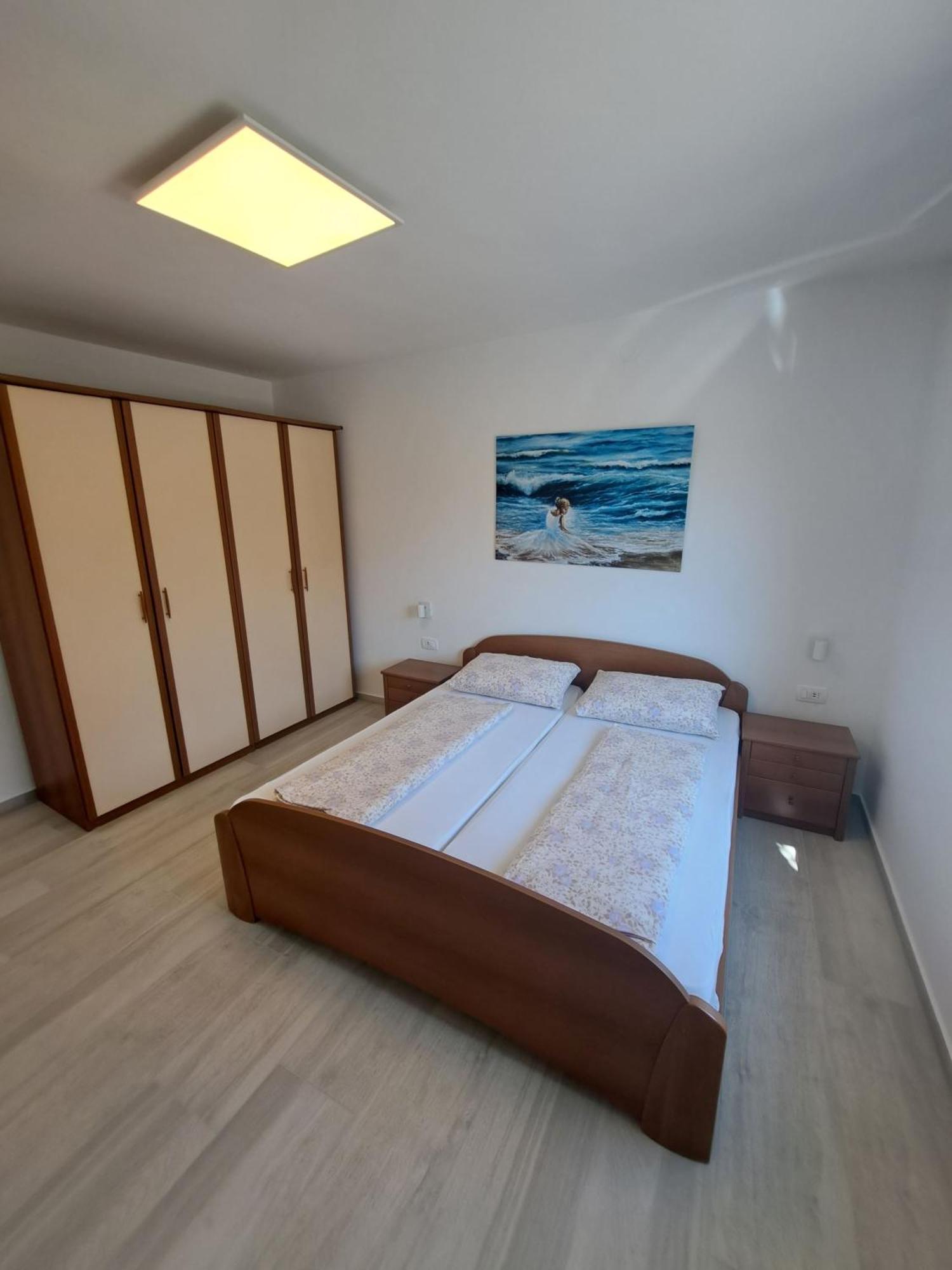 Apartmani Totic Malinska Ngoại thất bức ảnh