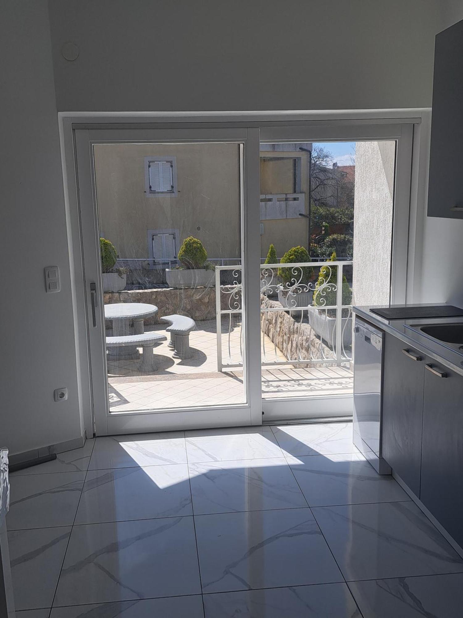 Apartmani Totic Malinska Ngoại thất bức ảnh